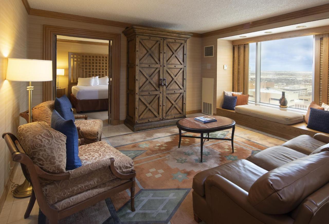 Presidential Suite,1203399970:JPEG