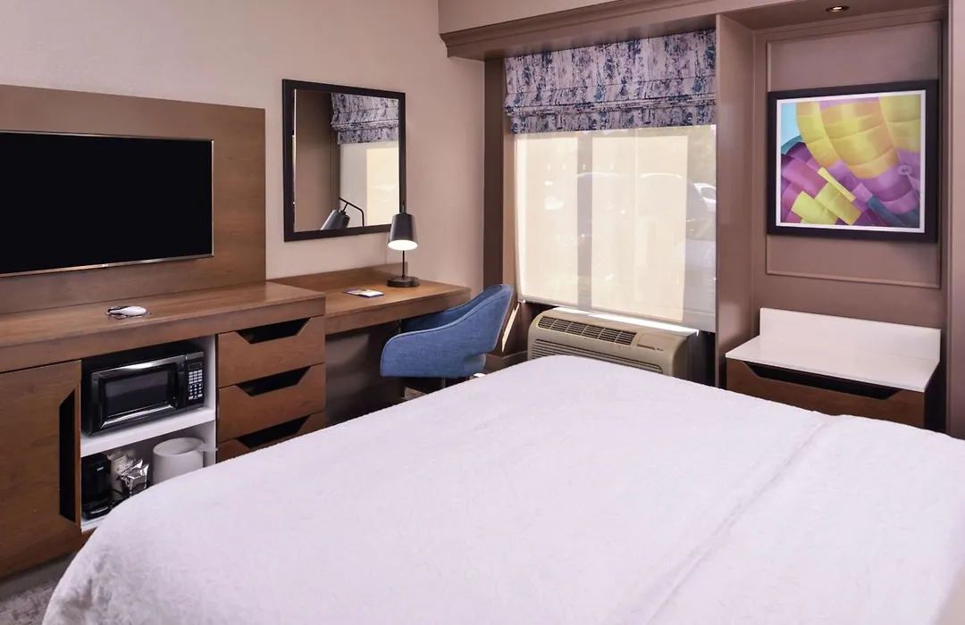 Hampton Inn Albuquerque - University/Midtown-1